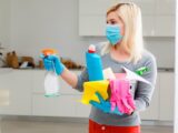 produits désinfectants pour nettoyer les surfaces
