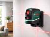 découvrez le niveau laser bosch universal level 2, l'outil idéal pour aligner parfaitement tous vos projets en un seul clic. précision et simplicité garanties.